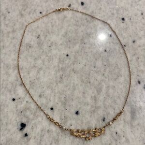 VTG 1982 Avon Romantic Moments Necklace Gold Tone Simulated Pearls Swirl 18"